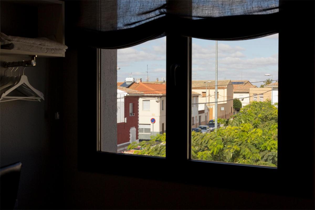 Hostal Plaza Bunuel المظهر الخارجي الصورة